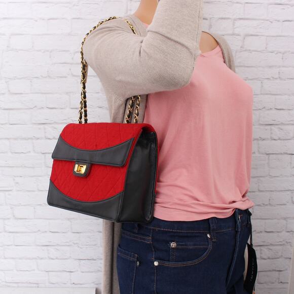 Chanel Double Chain Shoulder Bag Quilted Red Jersey Handbag Leather A4033 - Picture 3 of 12